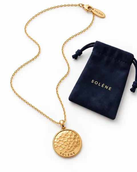 Gold medallion necklace, the original phone photo